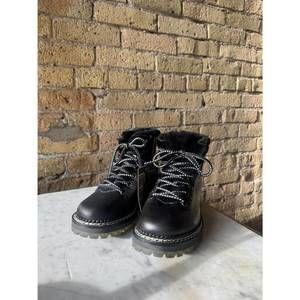 NEW MONTELLIANA women's camelia shear boot in black